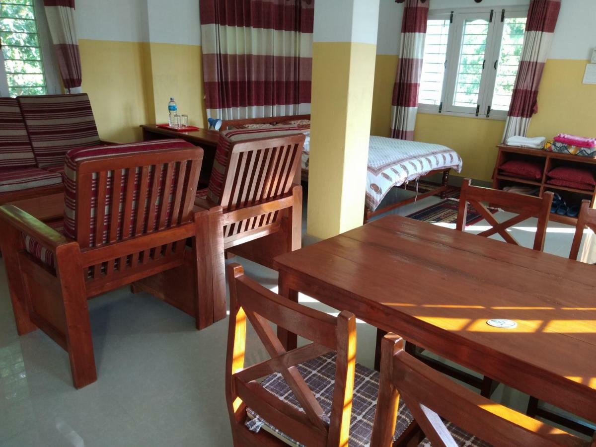 Happy Sedi Lodge Pokhara Exterior foto